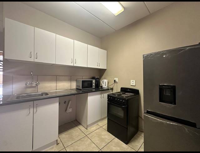 2 BEDROOM APARTMENT FOR SALE IN RUSTENBURG CENTRAL